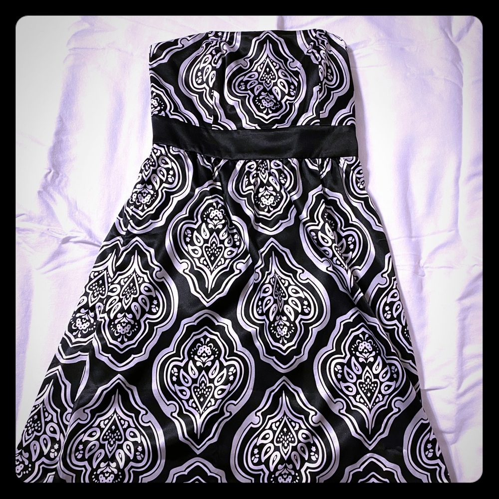 WHBM Black & Silver Cocktail Dress (4)